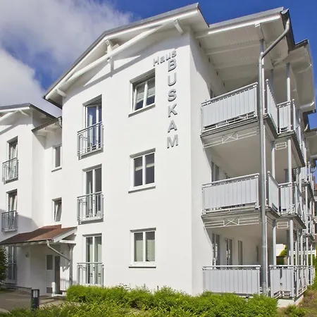 Zentrale Mit Balkon, Gratis Nutzung Vom Ahoi Erlebnisbad Und Sauna In Sellin - Buskam 22 Apartmán *