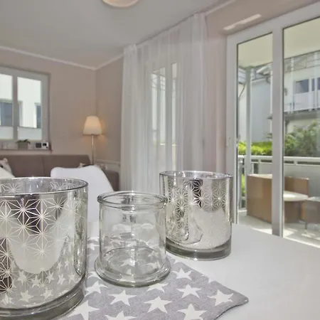 Appartamento Zentrale Mit Balkon, Gratis Nutzung Vom Ahoi Erlebnisbad Und Sauna In Sellin - Buskam 22 *